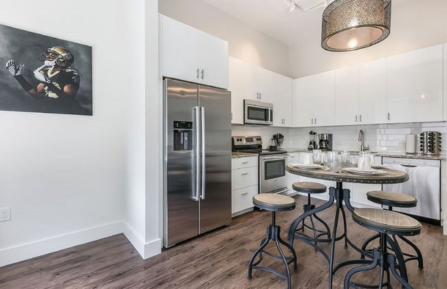 Gorgeous Condos Near French Quarter - Foto 35