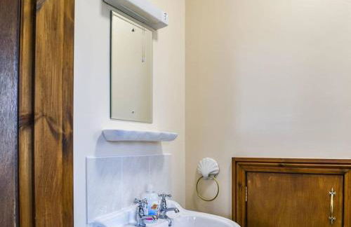 Eastfield Cottage Free Parking And Ev Charger - Photo 21