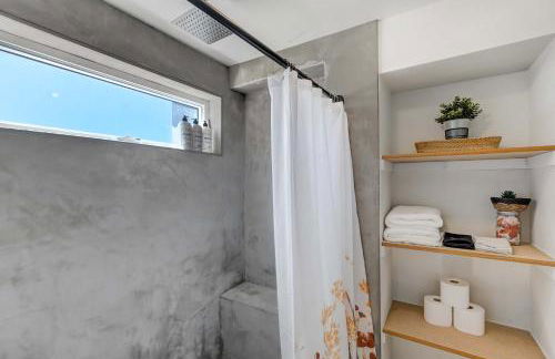 A-Frame Wonders Hot Tub w Mountain Views - Foto 34