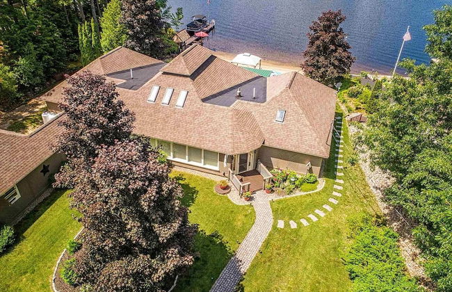 Lakehouse w Private Beach Bar Lg Deck Dock - Photo 5