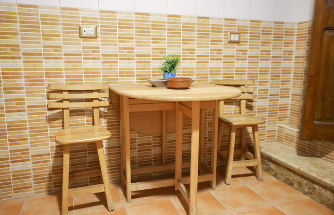 Angel Amber Kiss 2BR Apt - Photo 25