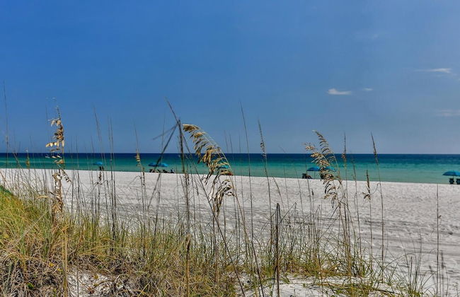 The Spyglass a 5 bed 3 bath house that sleeps 14 and just 67 steps from the beach - Foto 123