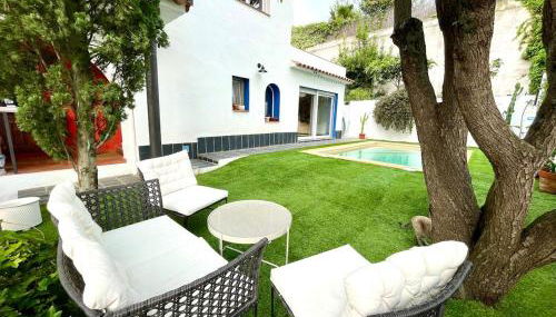 Casa familiar con piscina cerca del mar y montaña - Foto 2, Garden, Garden view