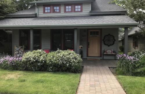 Steps to Downtown & Amazing Views-Hot Tub/Pool/AC - Foto 1