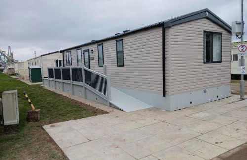 Serenity - Luxury Hot Tub, Sunnymede, Fantasy Island, Ramped Access, Parking, 2 dogs max - East Coast Holidays - Foto 15