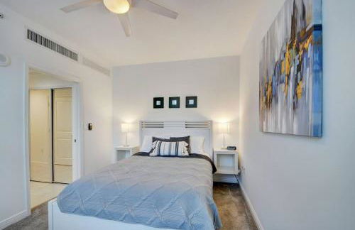 One bedroom in amazing condoBeach pass included! - Foto 10