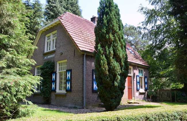 Cozy Holiday Home in Zelhem near Forest - Photo 10