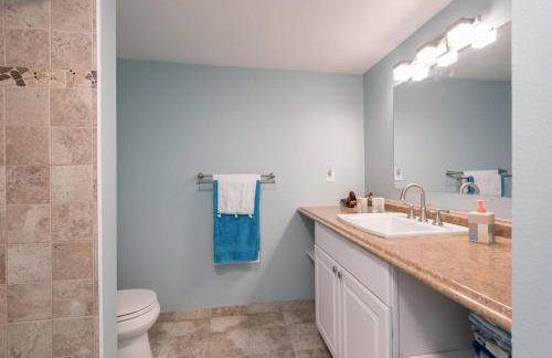 Private Beach Access 2 Pools Waterfront Oasis - Foto 21