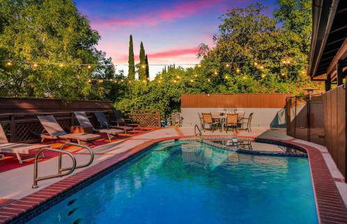 Mulholland Drive with Spa & Game Room - Foto 1