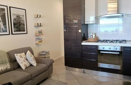 Lake Como PORTO VECCHIO - Charming Lakefront Apartment in the Heart of Domaso - Foto 5