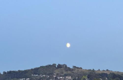 2br-sleeps6-parking-petsok-balcony-countryside - Foto 16