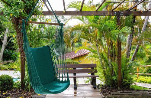 Piscina, jardim, área gourmet e vista arborizada - Foto 3