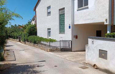 Levak Apartments - Apt.3 - Photo 12