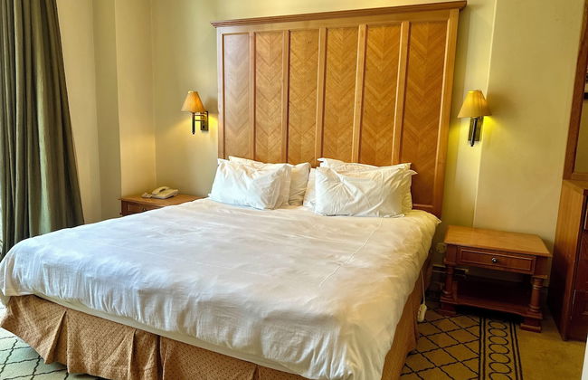 KMG Apartments x Michelangelo Towers 0705 - Photo 2