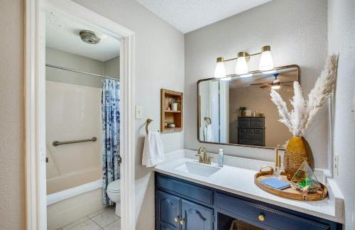 Home 1 Mi to Historic Gingerbread District and Dtwn! - Foto 16