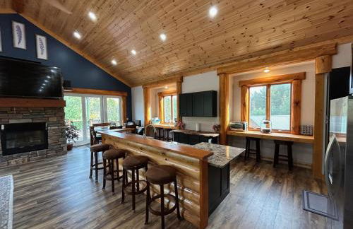 Evergreen Haven Lodge and Bunkhouse - Foto 32