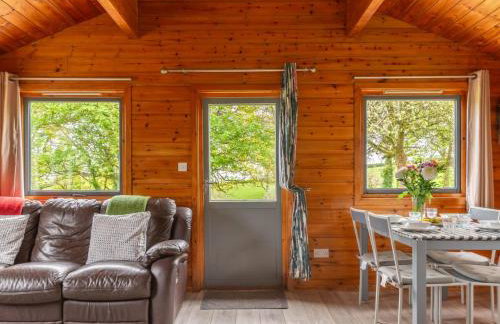 Chalet Lodge 6 - Hot Tub Lodge by Interhome - Foto 19