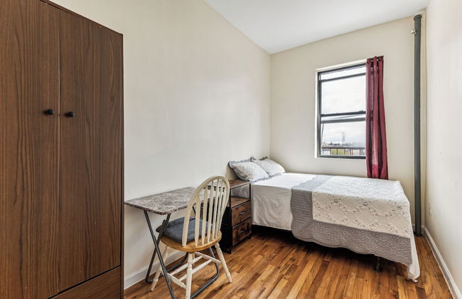 Furnished Empire Blvd Guest House - Photo 24