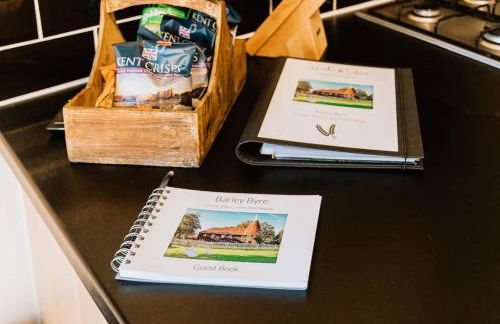 NEW Cosy cottage - Lake view & Log Burner - Dog proof garden - Foto 14