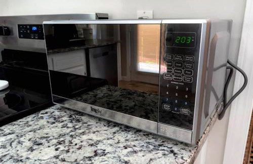 4BR Cozy Family Retreat Near Mall of GA, Near Lake Lanier - Sleeps 10 - Foto 69