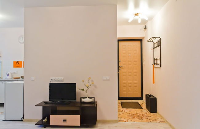 Apartment ALLiS-HALL on Malysheva 73a - Photo 8