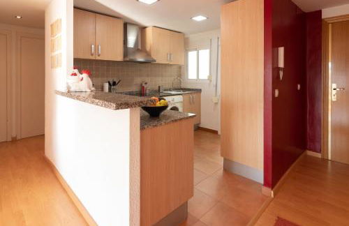 LUMINOSO. COMODO. ACOGEDOR. WIFI. Junto a AVE - Photo 14