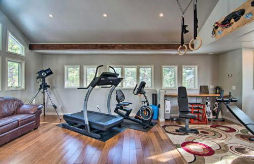 Chic Boulder Mountain Home with Hot Tub and Views - Foto 16