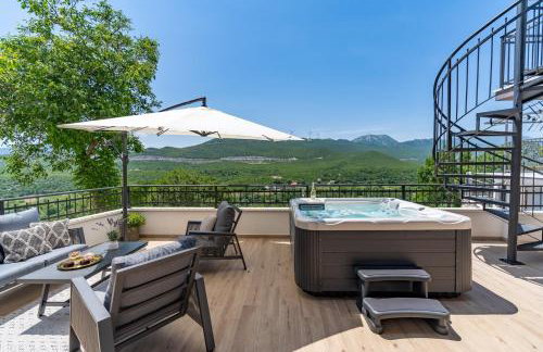 Villa Stella with 32 sqm private heated pool Jacuzzi Sauna Media room 3 bedrooms - Photo 14