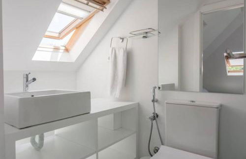 Beautiful Apartment with View of the Tagus River - Photo 3