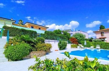 REGINA GARDESANA Luxury - Photo 1