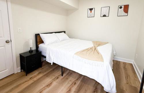 South Philly Retreat with Movie Nights and Backyard BBQ - Foto 25