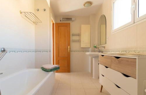 Villa Henri spacious 6P villa with private pool - Foto 17