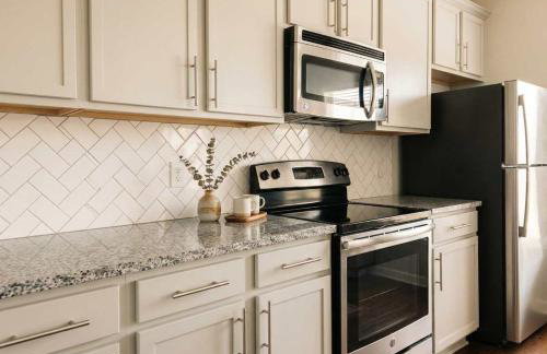 Boulevard Stays Midtown 1BR Pool Gym Parking 05 - Foto 13