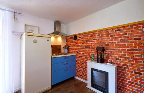 Gorgeous Home In Zagreb With Wifi - Foto 17