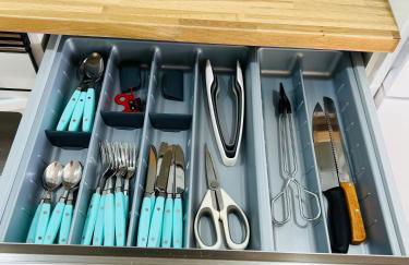 APARTAMENTO NUEVO CÉNTRICO en PRIMERA Línea de playa con vistas al Mar, Piscina, aire acondicionado y wifi - Foto 34