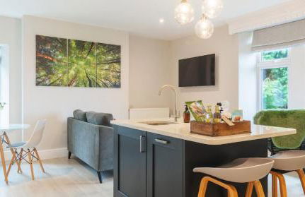 Hillside Haven, panoramic views Nr Bakewell - Photo 12