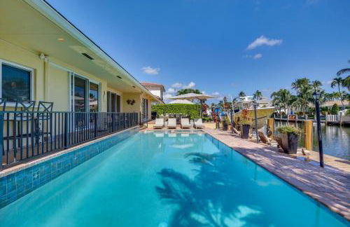 Canal Access and Pool Lighthouse Point Getaway! - Foto 33