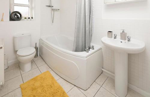 3 Beds 2BR Apartment BHX City Centre NEC Solihull Ideal for Contractors & Insurance - Foto 14