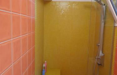 Bright top floor apartment! - Foto 6