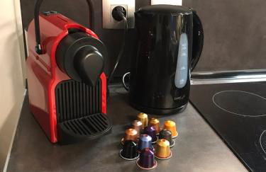 la licorne { T2 tous confort} centre ville - Foto 7