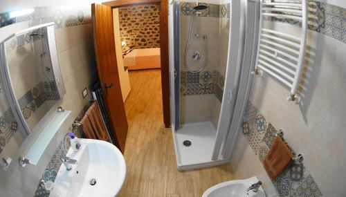 Etna Paradise locazioni brevi - Foto 5, Shower