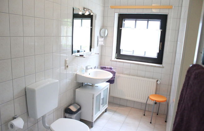 A Modern Apartment in the Hunsruck Region's Romantic Drohn Valley - Photo 44