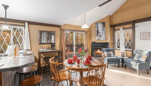 Cozy Chalet w Loft Near Sleeping Bear • Family Retreat ➠ 2552 - Foto 3, Other