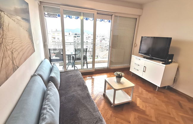 Comfort Apartment - Photo 14