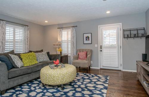 Cozy Getaway - Close to DT Nash & Germantown - Foto 8