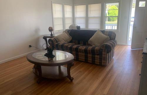 East Side 2BR - 1 BA Newly Remodeled Home - Foto 6