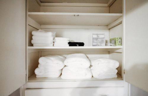 Central Location. Fenced Yard W Washer and Dryer - Foto 30