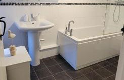 Bee Cottage - Photo 13