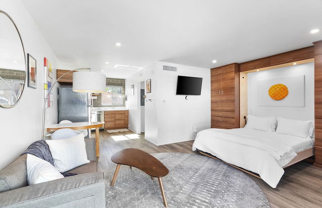 Modern Designer Studio with Pool - Foto 14