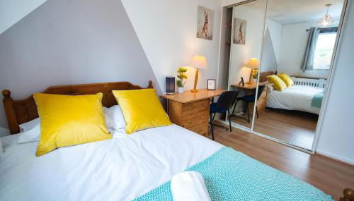 Home close to city center home - Foto 5, wardrobe